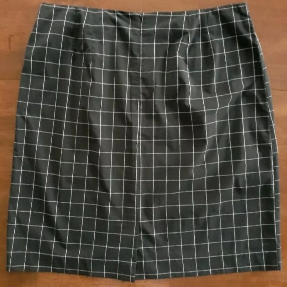 Geoffrey Beene Windowpane Straight Skirt - Picture 2 of 5